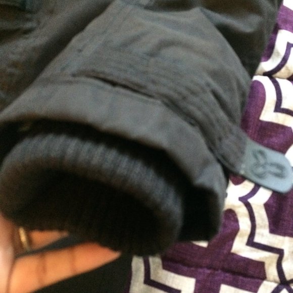 Aritzia TNA ASPEN long Winter Coat - XXS - Picture 9 of 10